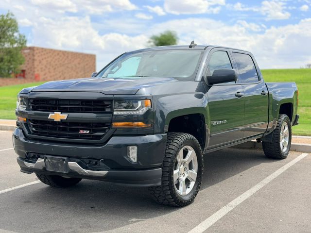 2017 Chevrolet Silverado 1500 LT 4WD photo