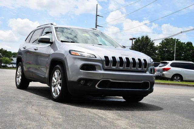 2017 Jeep Cherokee Limited FWD photo