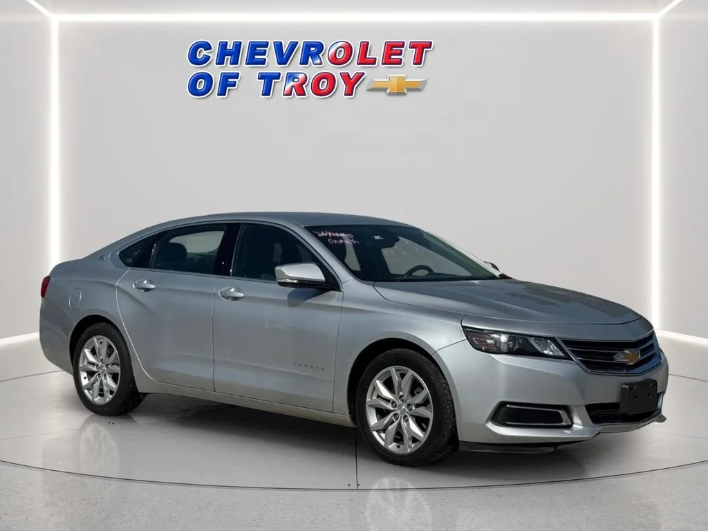 2017 Chevrolet Impala LT FWD photo