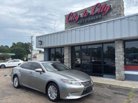 2015 Lexus ES  FWD photo