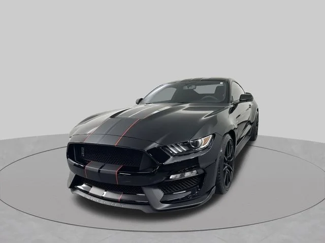 2017 Ford Mustang Shelby GT350 RWD photo