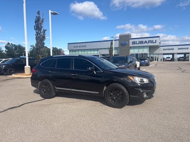 2017 Subaru Outback Touring AWD photo