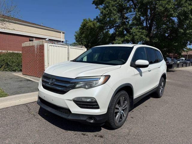 2017 Honda Pilot EX AWD photo