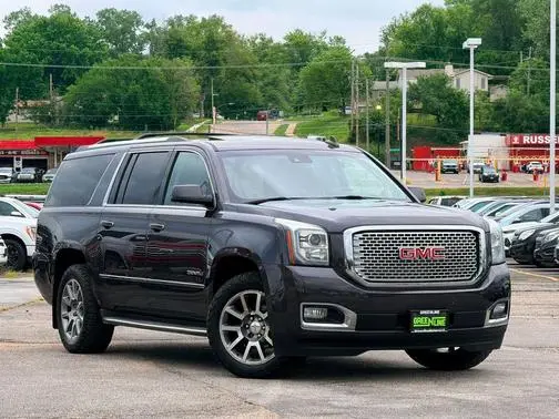2015 GMC Yukon XL Denali 4WD photo