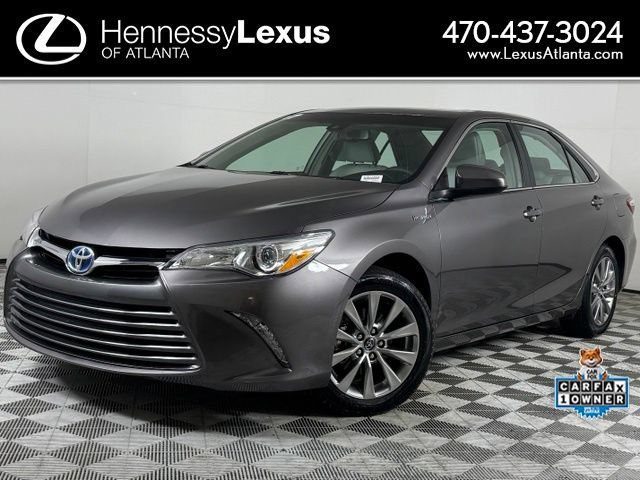 2017 Toyota Camry Hybrid XLE FWD photo