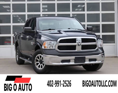 2016 Ram 1500 SLT 4WD photo