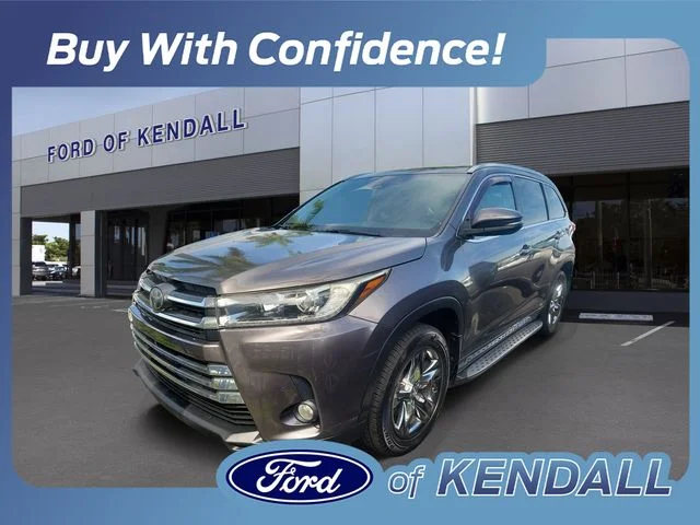 2017 Toyota Highlander Limited FWD photo