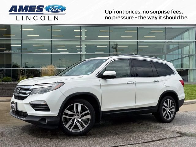 2016 Honda Pilot Elite AWD photo