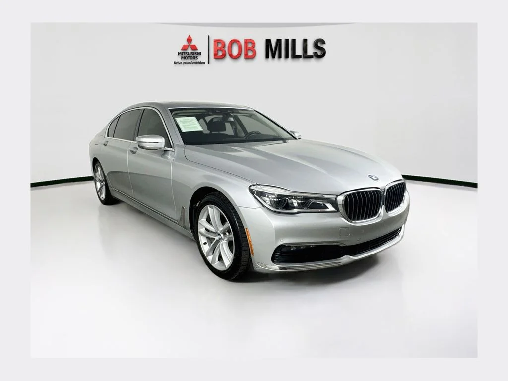 2018 BMW 7 Series 750i xDrive AWD photo
