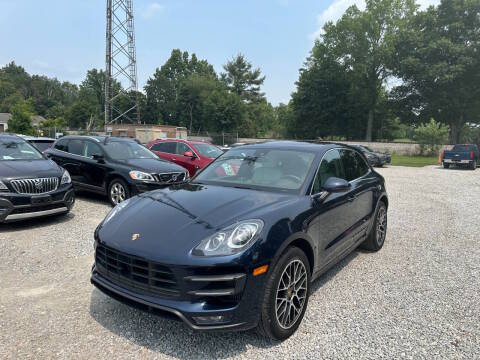 2017 Porsche Macan Turbo AWD photo