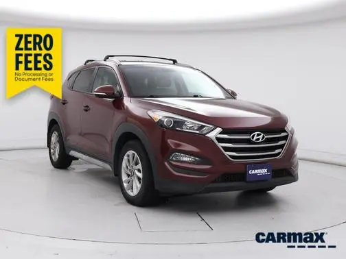 2017 Hyundai Tucson SE Plus AWD photo