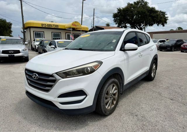 2017 Hyundai Tucson SE FWD photo