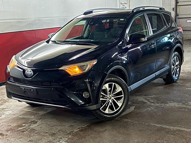 2017 Toyota RAV4 XLE AWD photo