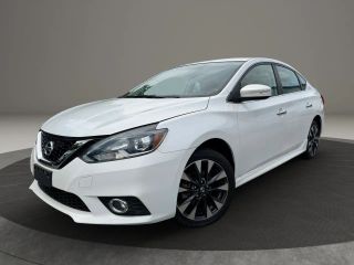 2017 Nissan Sentra SR FWD photo