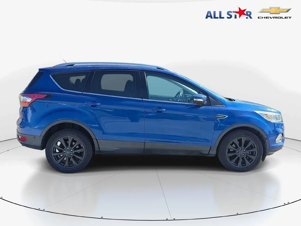 2017 Ford Escape Titanium 4WD photo