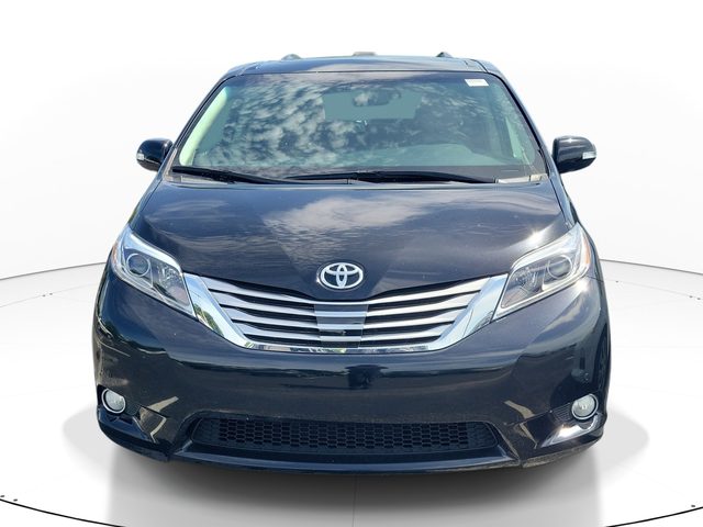 2017 Toyota Sienna Limited Premium FWD photo