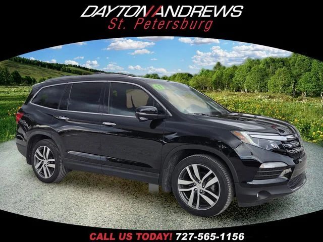 2017 Honda Pilot Touring AWD photo