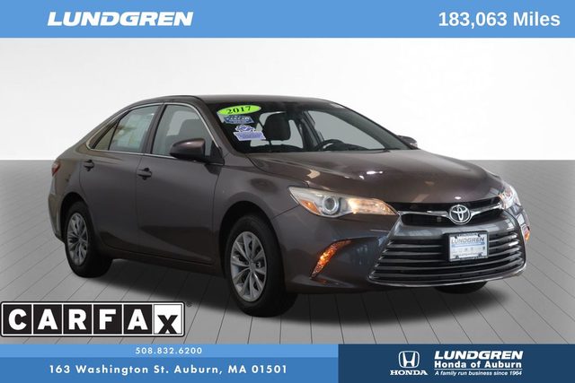 2017 Toyota Camry LE FWD photo