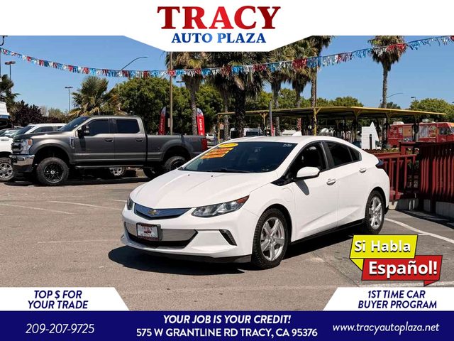 2017 Chevrolet Volt LT FWD photo