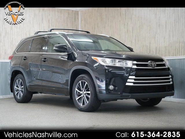 2017 Toyota Highlander XLE AWD photo