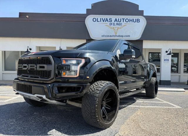 2017 Ford F-150 Raptor 4WD photo