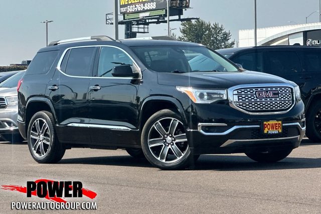 2017 GMC Acadia Denali FWD photo