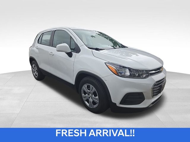 2017 Chevrolet Trax LS FWD photo