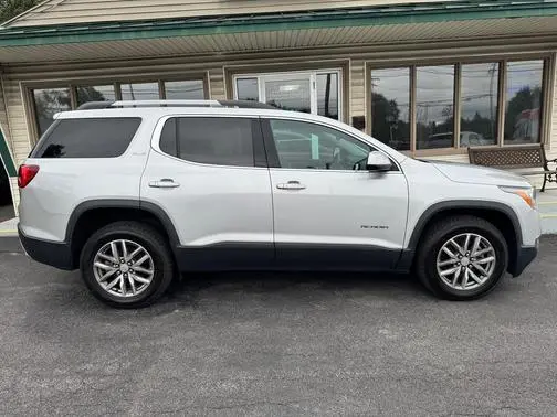 2017 GMC Acadia SLE AWD photo