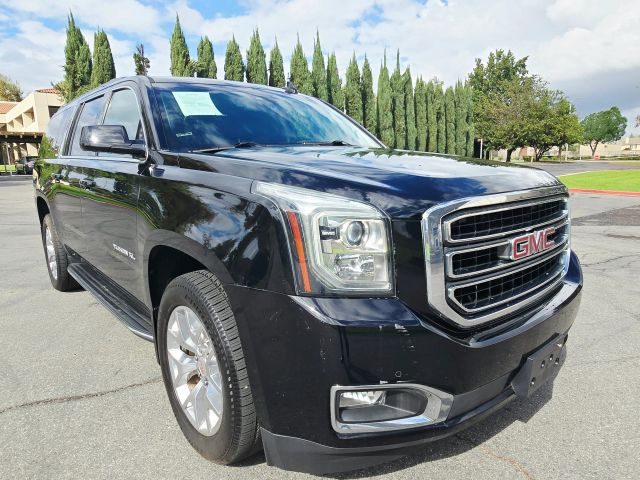 2017 GMC Yukon XL SLT 4WD photo