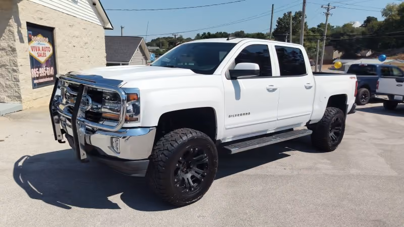 2017 Chevrolet Silverado 1500 LT 4WD photo
