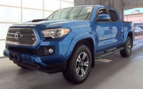 2017 Toyota Tacoma TRD Sport 4WD photo