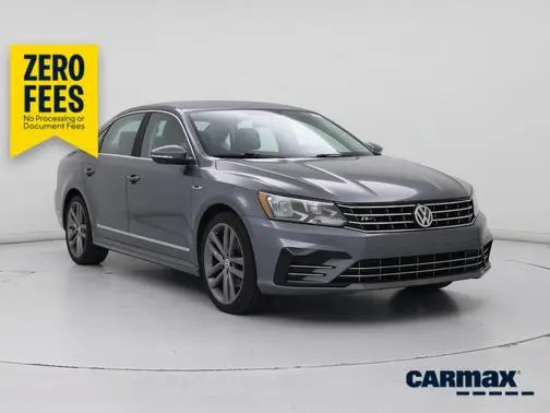 2017 Volkswagen Passat R-Line w/Comfort Pkg FWD photo