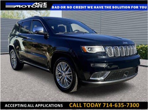 2017 Jeep Grand Cherokee Summit RWD photo