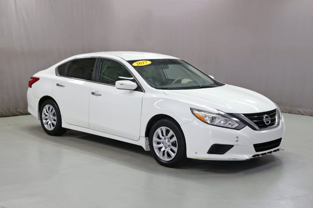 2017 Nissan Altima 2.5 S FWD photo