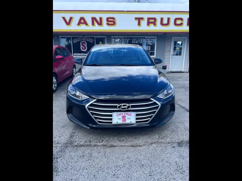 2017 Hyundai Elantra SE FWD photo