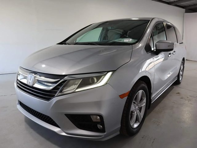 2018 Honda Odyssey EX-L FWD photo