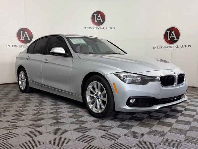 2017 BMW 3 Series 320i xDrive AWD photo
