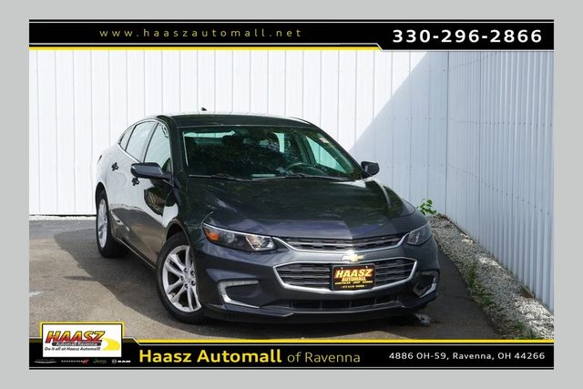 2017 Chevrolet Malibu LT FWD photo