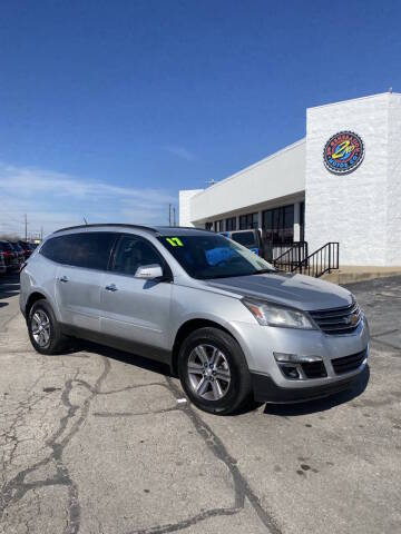 2017 Chevrolet Traverse LT FWD photo