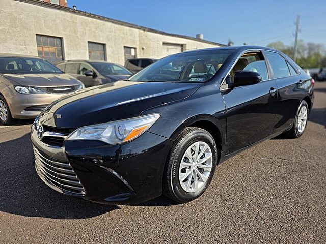 2017 Toyota Camry LE FWD photo