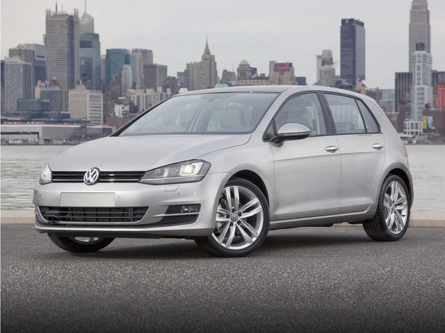 2017 Volkswagen Golf S FWD photo