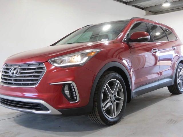 2017 Hyundai Santa Fe SE Ultimate FWD photo