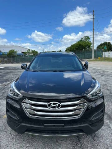 2017 Hyundai Santa Fe Sport 2.4L FWD photo
