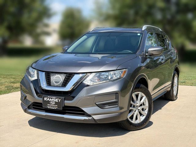2017 Nissan Rogue SV AWD photo