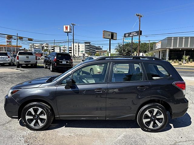2017 Subaru Forester AWD photo