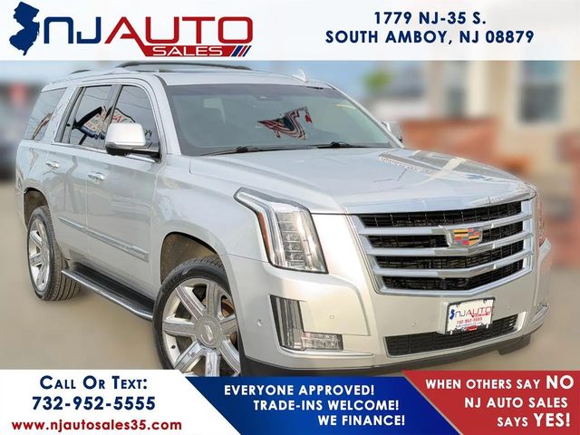 2017 Cadillac Escalade Luxury 4WD photo