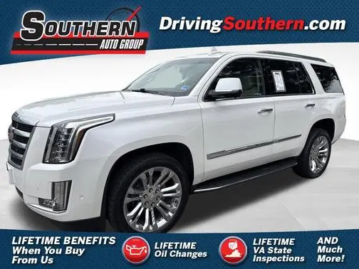 2017 Cadillac Escalade Luxury 4WD photo