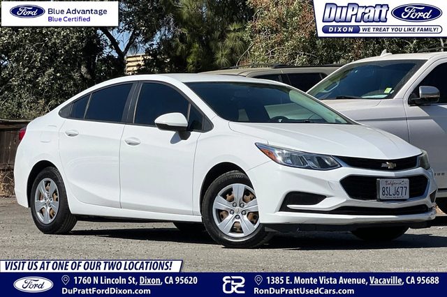 2017 Chevrolet Cruze LS FWD photo
