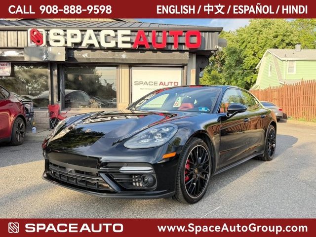 2017 Porsche Panamera Turbo AWD photo
