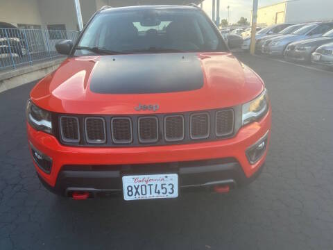 2017 Jeep Compass Trailhawk 4WD photo